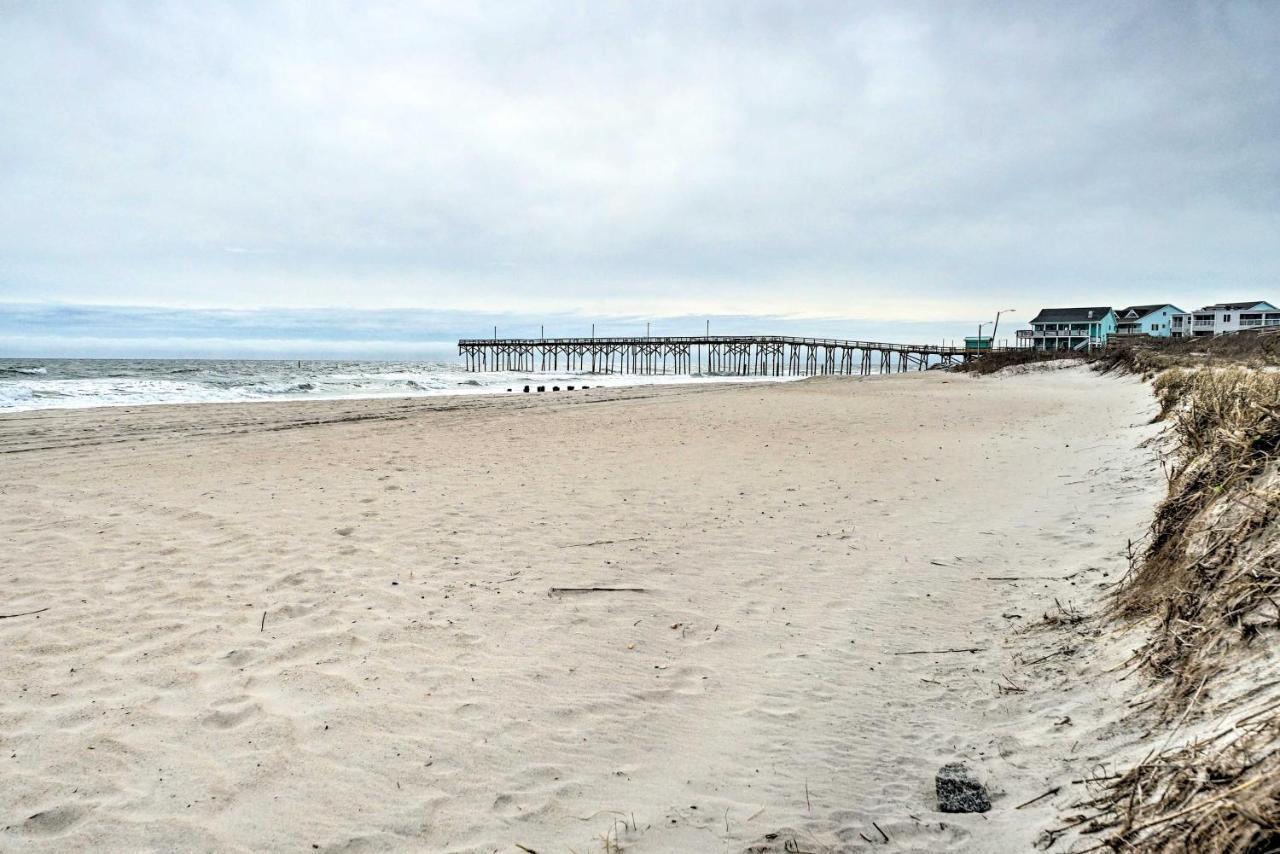 Bright Carolina Beach Condo - Walk To Shore! 외부 사진